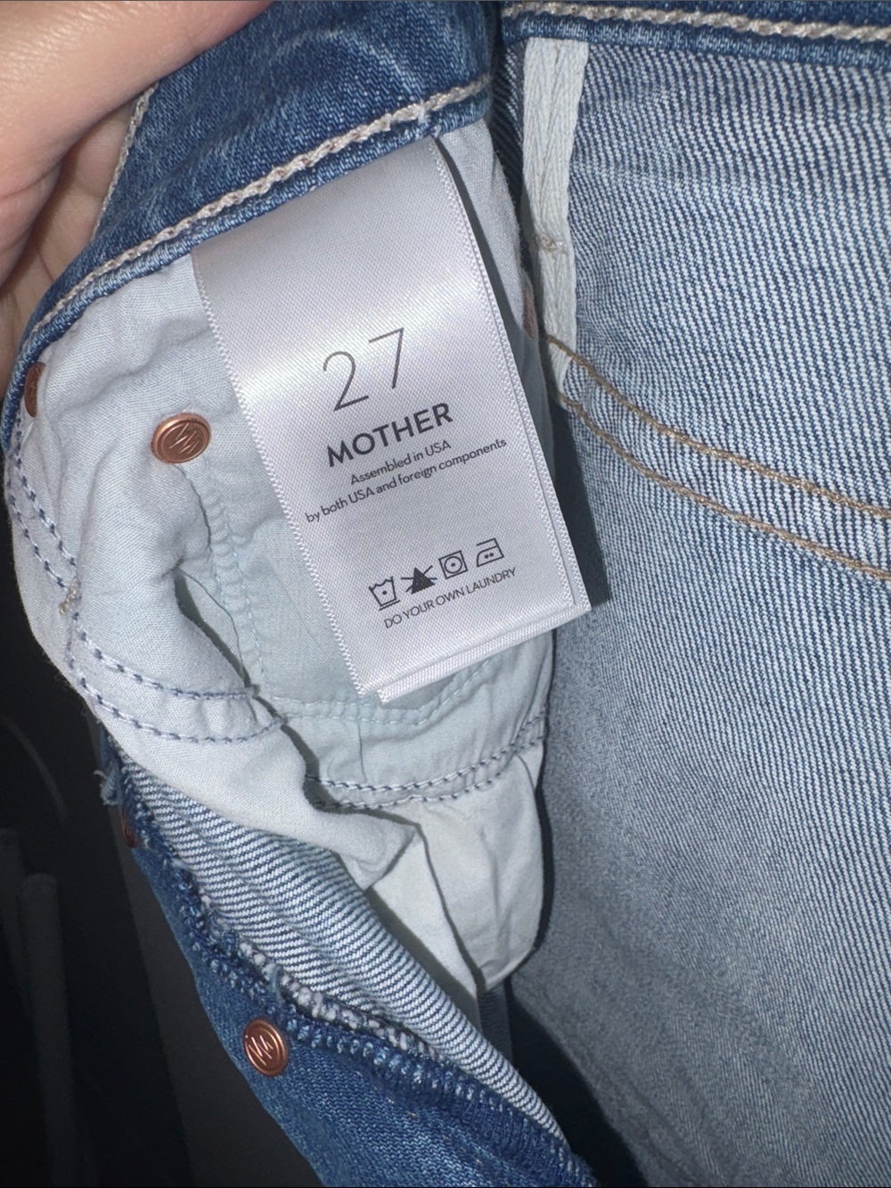 MOTHER Superior Women’s Faded Blue Relaxed Jeans - Picture 3 of 7